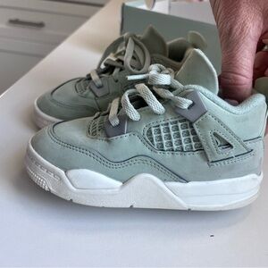 Nike Kids Mint Jordan 4 retro (TD) Sneakers 9C